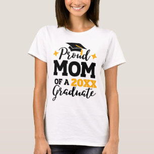Proud Mum of a 2022 graduate black gold cap tassel T-Shirt