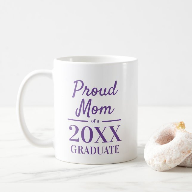 Proud mum of a 2025 graduate elegant typography coffee mug (With Donut)