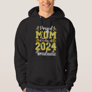 Proud Mum Of a Class Of 2024 Graduate Senior Gradu Hoodie