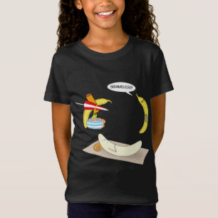 Prudish banana, funny sunbathing beach vegan food  T-Shirt
