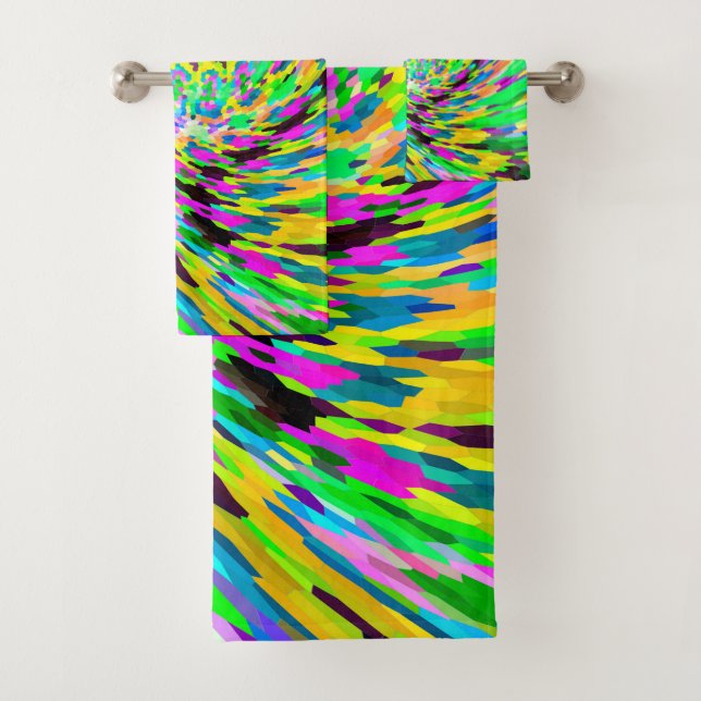 Psychedelic vortex bath towel set (Insitu)