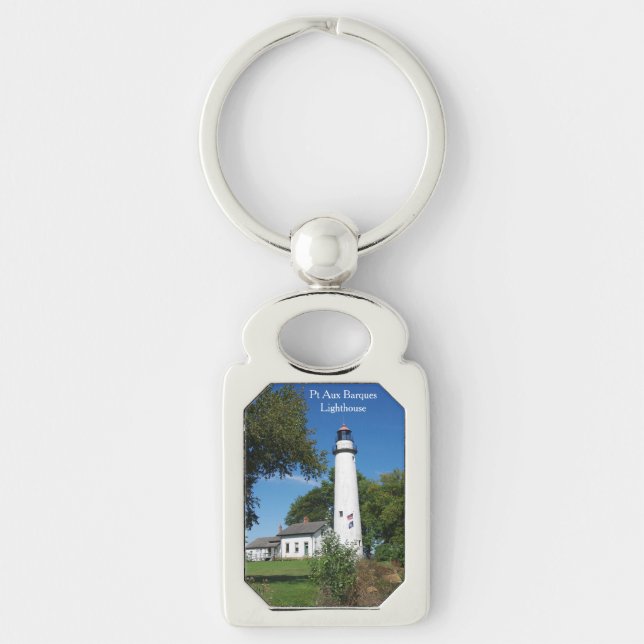 Pt Aux Barques Lighthouse metal key chain (Front)
