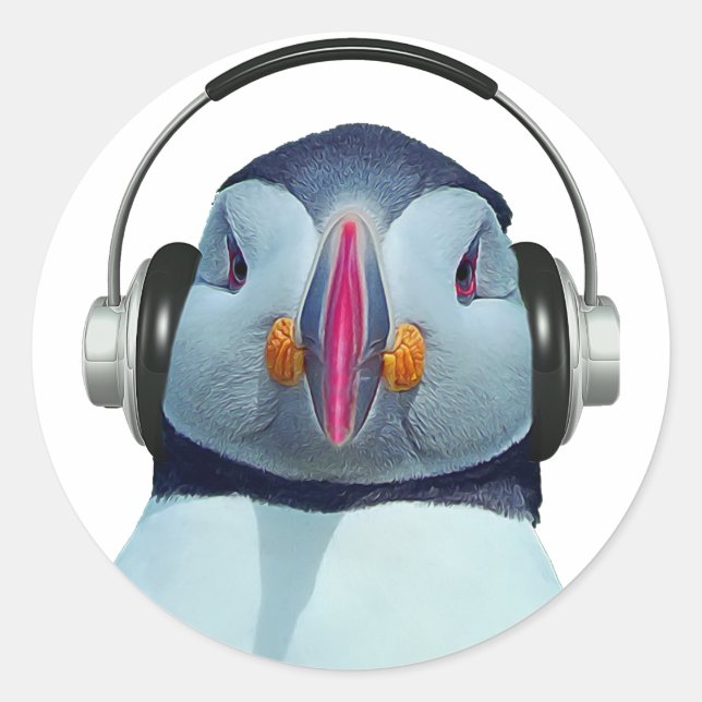 Puffin with headphones classic round sticker (Front)