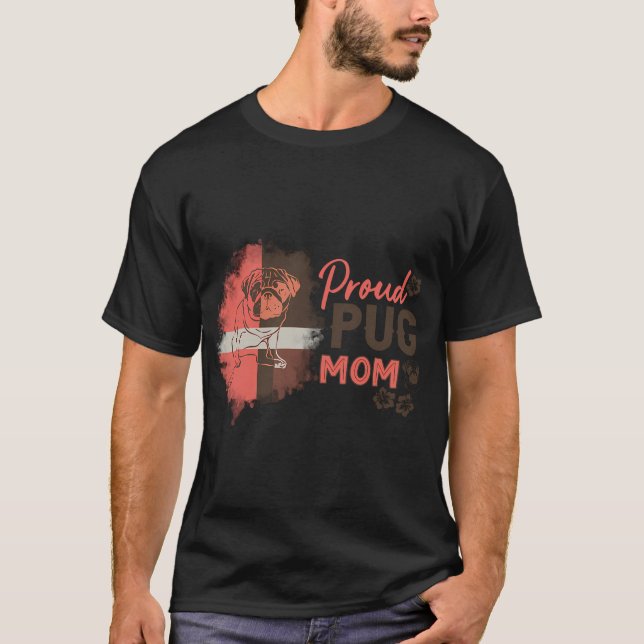 Pug Dog Mum T-Shirt (Front)