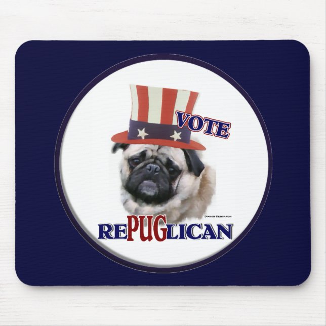 Pug Lovers Gifts Mouse Mat (Front)