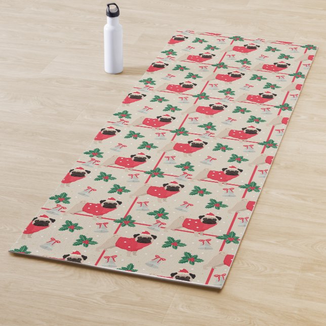 Puggy Christmas Yoga Mat (In Situ)