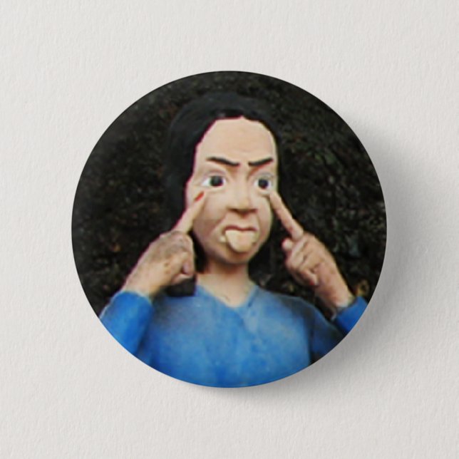 Pulling Faces Behind Your Back 6 Cm Round Badge (Front)