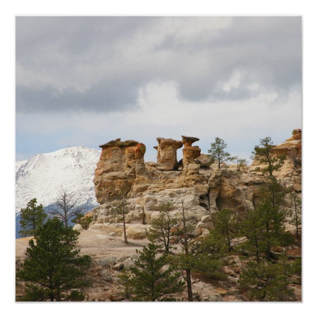 Pulpit Rock with Pikes Peak Poster (Front)