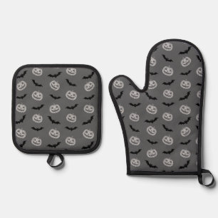 Pumpkin Bat Trick or Treat Gray Pattern Oven Mitt & Pot Holder Set