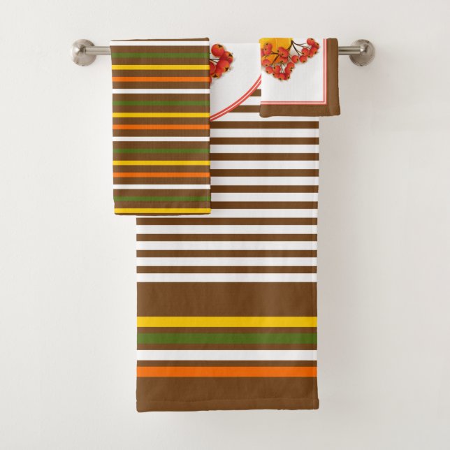 Pumpkin, berries and stripes fall Thanksgiving Bath Towel Set (Insitu)