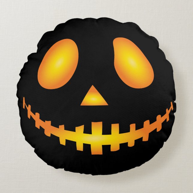 Pumpkin Face Halloween Jack O Lantern Spooky Round Cushion (Front)