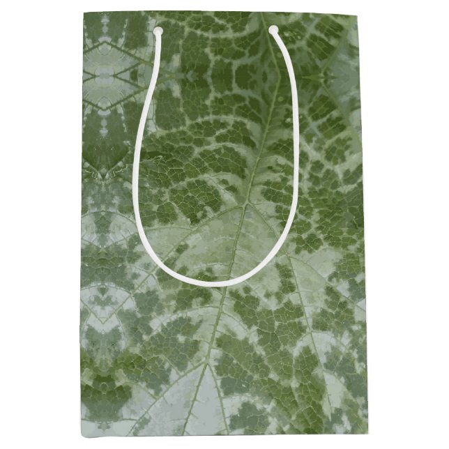 Pumpkin Leaf Macro Medium Gift Bag (Front)