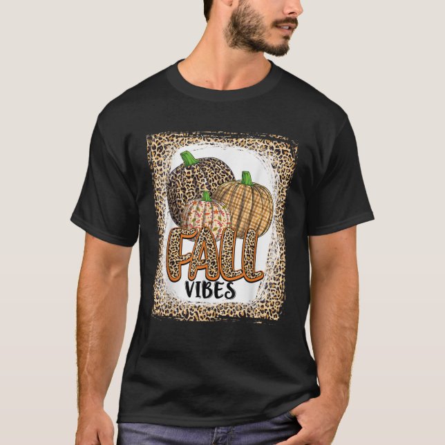 Pumpkin Leopard Print Fall Vibes thanksgiving girl T-Shirt (Front)