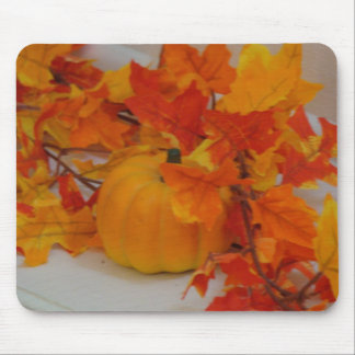 Pumpkin&Orange Leaves Arrangement Mouse Mat