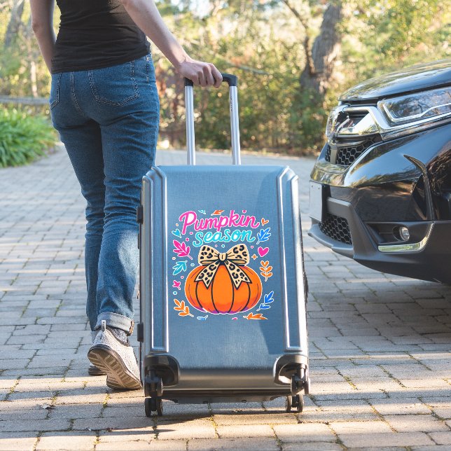 Pumpkin Season Leopard Bow Design – Cute Fall Aest (Suitcase Insitu)