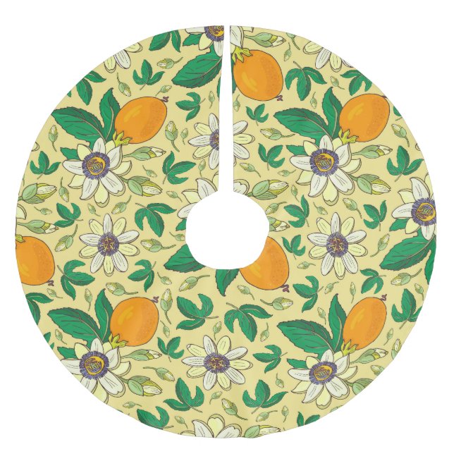 Pumpkins & Leaves: Autumn Harvest Brushed Polyester Tree Skirt (Front)