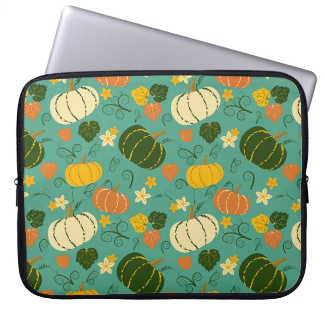 Pumpkins, leaves: autumn vegetable pattern laptop sleeve (Front)