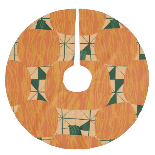 Pumpkins: Retro Geometric Triangle. Brushed Polyester Tree Skirt