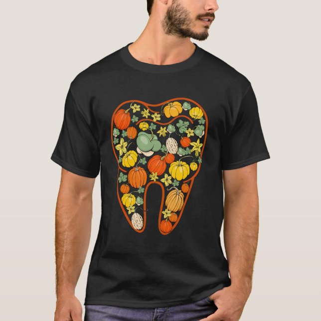 Pumpkins Tooth Shape Dentist Thanksgiving Floral P T-Shirt (Front)