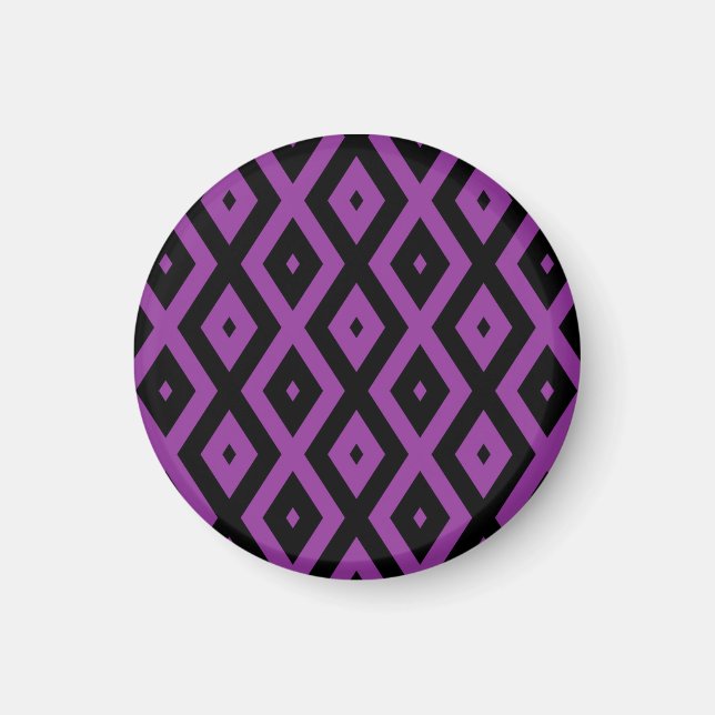 Purple and black diamond pattern magnet (Front)