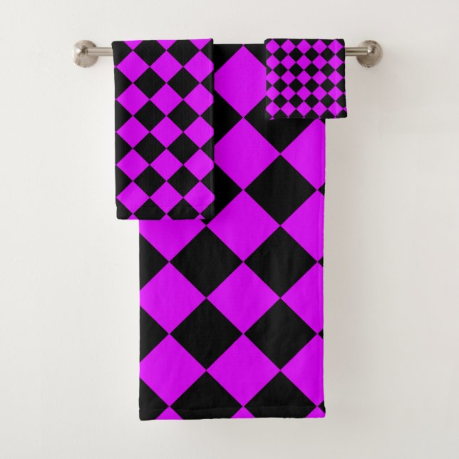 Purple Black Chequered Diamond Pattern Bath Towel Set (Insitu)