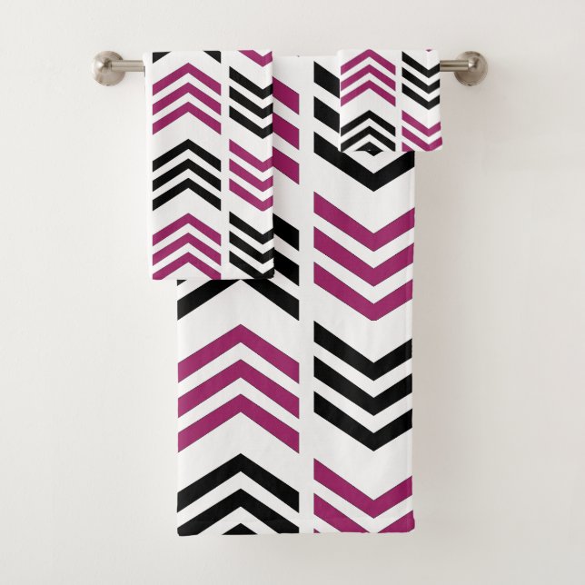 Purple Black Chevron Geometric  Bath Towel Set (Insitu)
