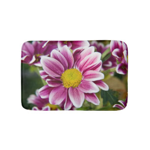 Purple daisy bath mat
