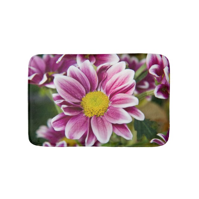 Purple daisy bath mat (Front)