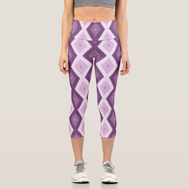 Purple diamond pattern capri leggings (Front)
