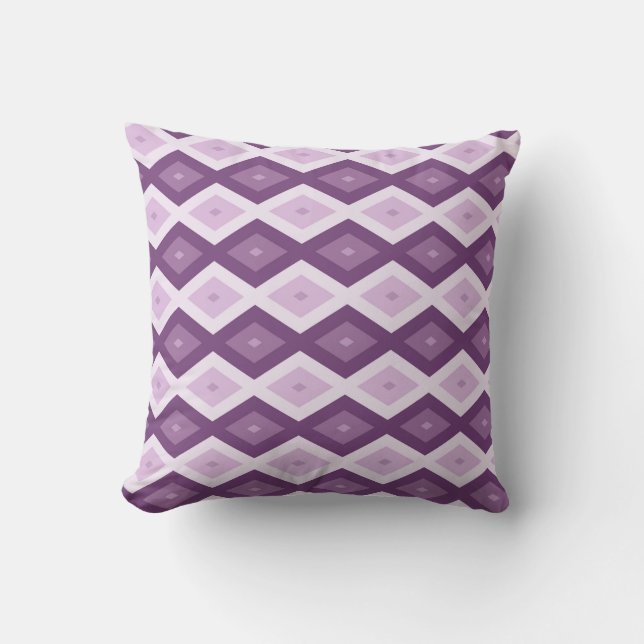 Purple diamond pattern cushion (Front)