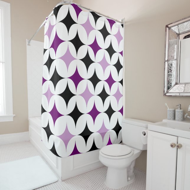 Purple Diamond Shapes Shower Curtain (In Situ)