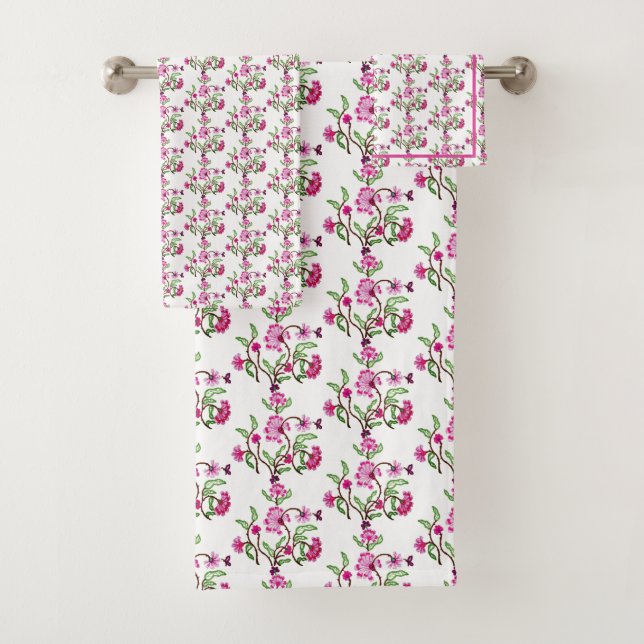 Purple Embroidered Look Flower Pattern Country Bath Towel Set (Insitu)