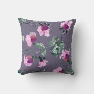 Purple flowers: watercolor seamless pattern. cushion