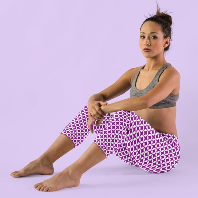 Purple Geometric Capri Leggings (Creator Uploaded)