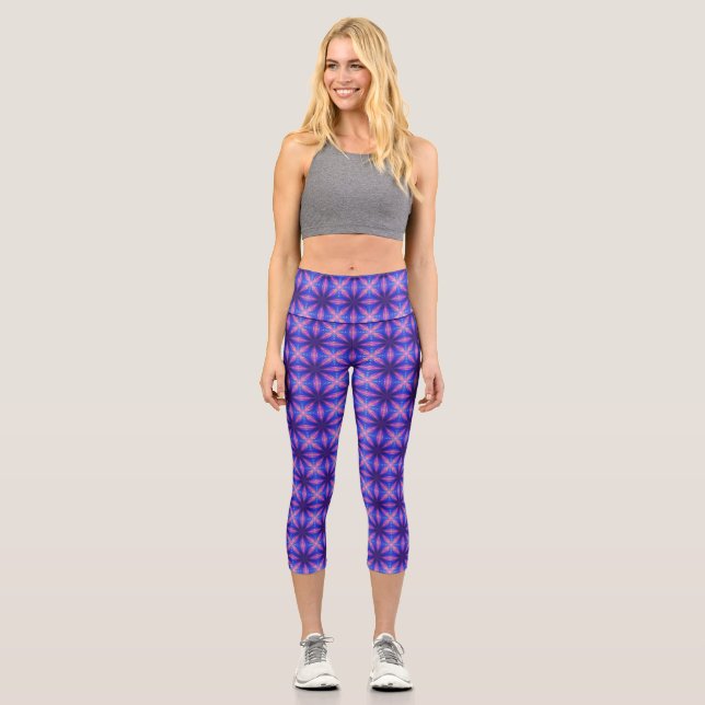 PURPLE GEOMETRIC YOGA CAPRI LEGGINGS (Front)