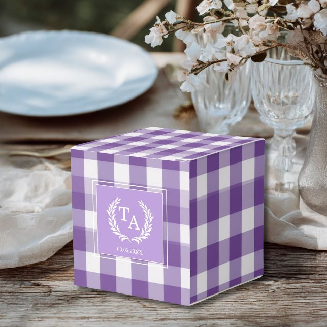 Purple Gingham Monogram Crest Favour Box (Custom Purple Gingham Monogram Crest Favor Boxes for your wedding or other Occasions.)