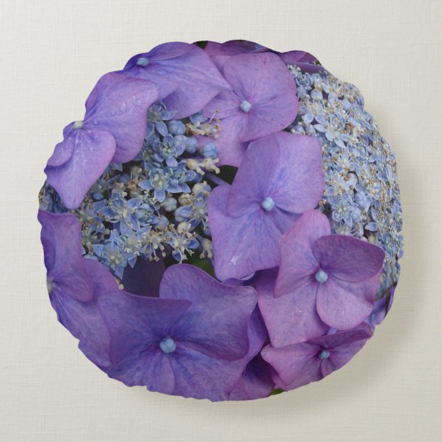 Purple Hydrangea Close up Round Pillow (Front)