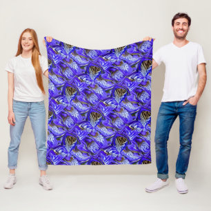 Purple Iris Flower / Slanted / Tiled / Fleece Blanket