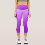 Purple lavender gradient geometric mesh pattern capri leggings<br><div class="desc">Unique and fun customisable geometric women's clothing. Cool capri leggings fashion for her. 
Triangle geometric mesh with light dark purple lavender ombre gradient.</div>