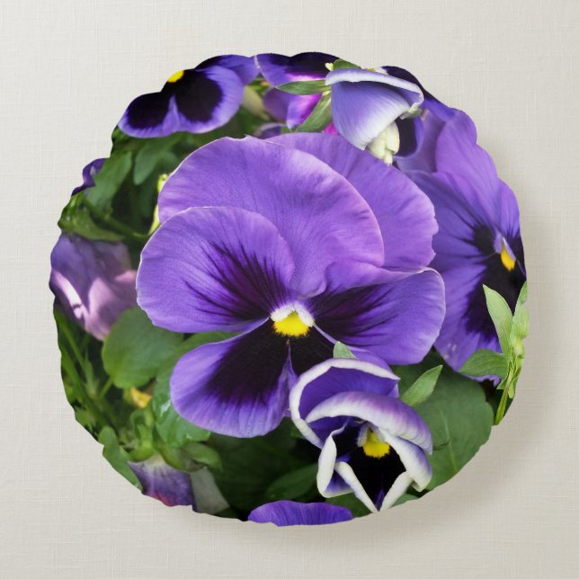 purple pansies round cushion (Front)