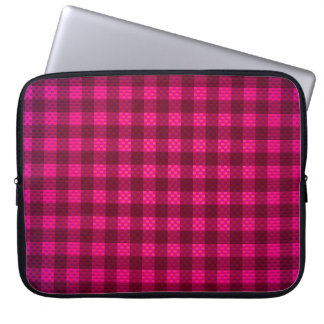 Purple pink chequered carbon fibre patterned laptop sleeve