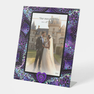 Purple umbrella & hearts .7 pedestal sign