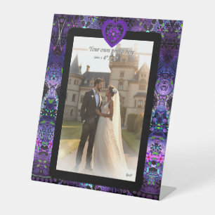 Purple umbrella & hearts.7 pedestal sign