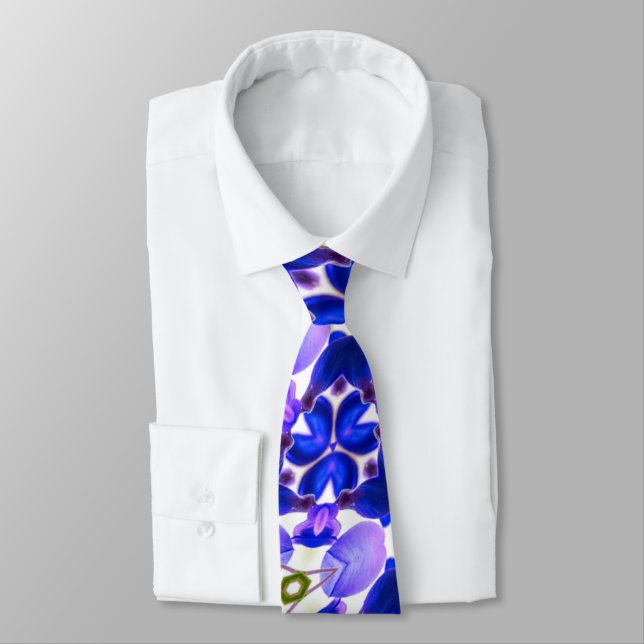 Purple Wisteria Pattern Tie (Tied)