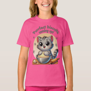 "Purrfect biscuits, coming up" Kneading Cat T-Shirt