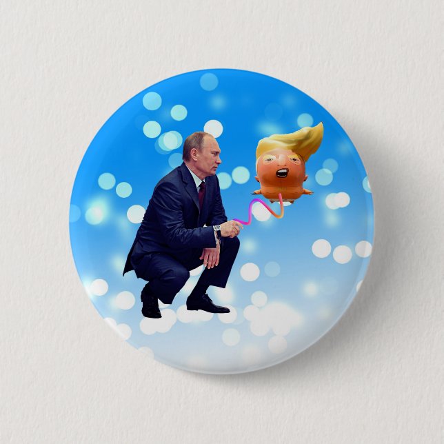 Putin Plays With Trump Balloon 6 Cm Round Badge (Front)