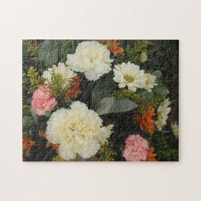 Puzzle Carnation Bouquet (Horizontal)
