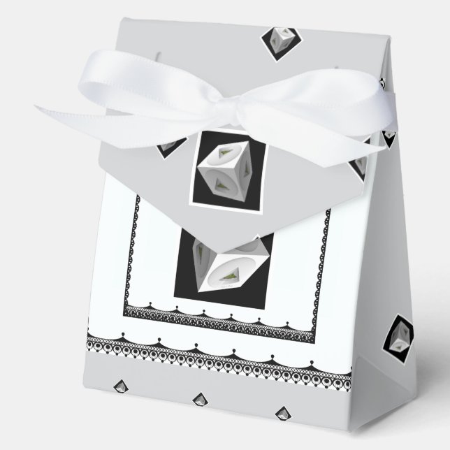  Pyramid Cube Black White Grey                  Favour Box (Front)