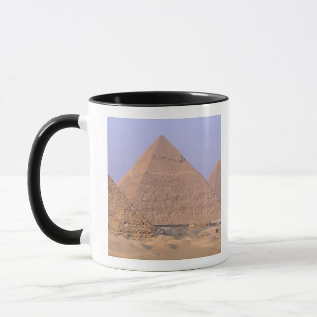 Pyramid of Menkaure Mycerinus), Pyramid of Mug (Left)