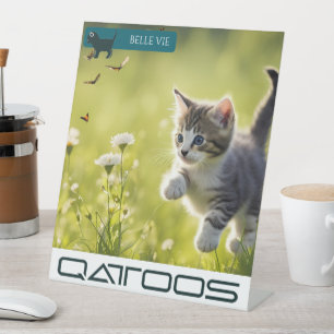QATTOOS PEDESTAL SIGN